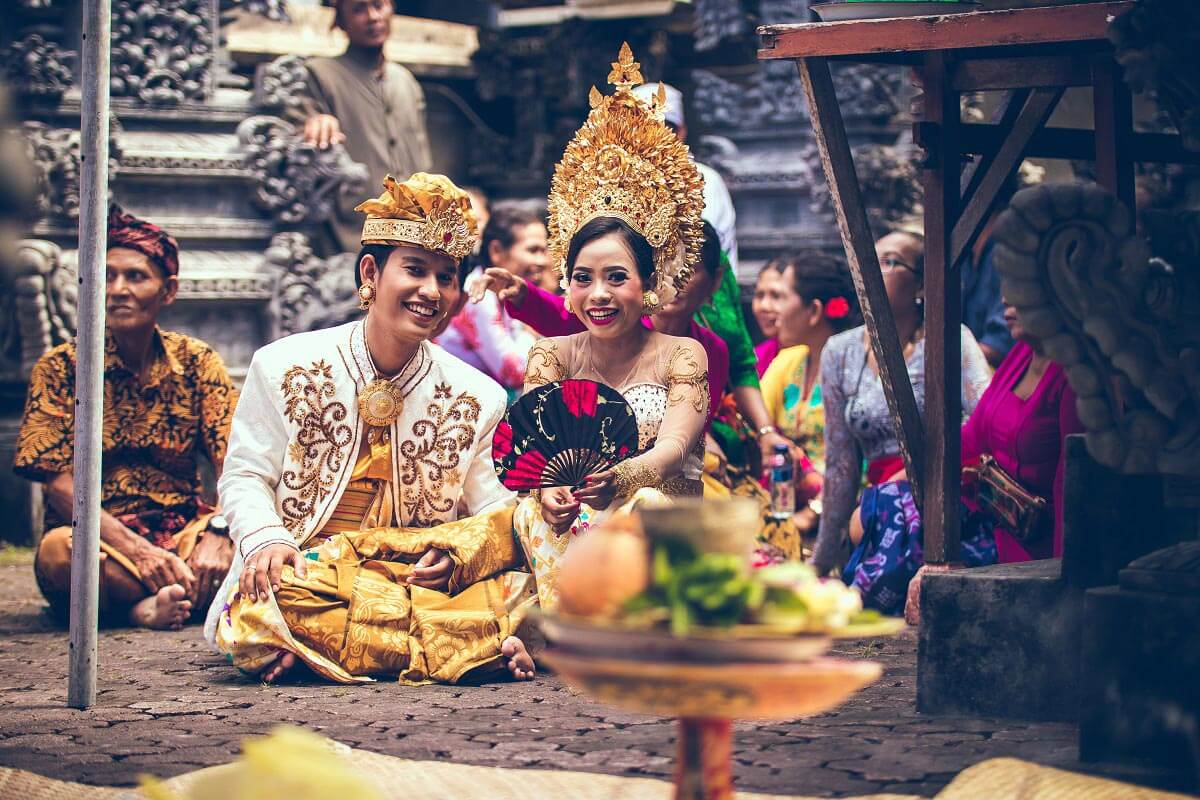 <a href="https://bespokeweddingsabroad.com/contact/">Balinese Weddings</a>